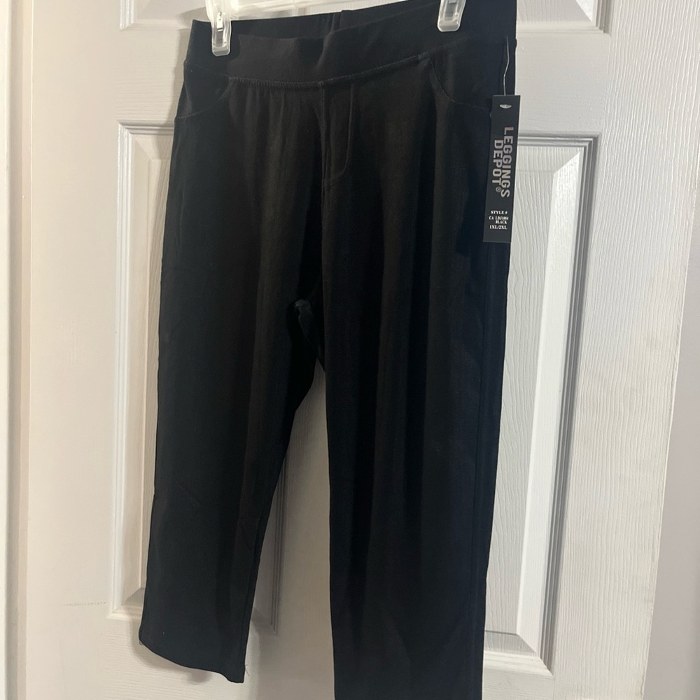 Leggings Depot Black Cropped Leggings